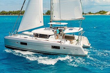 Catamaran Lagoon 42 from Šibenik - Charter Split Catamaran Lagoon 42 from Šibenik - Charter Split