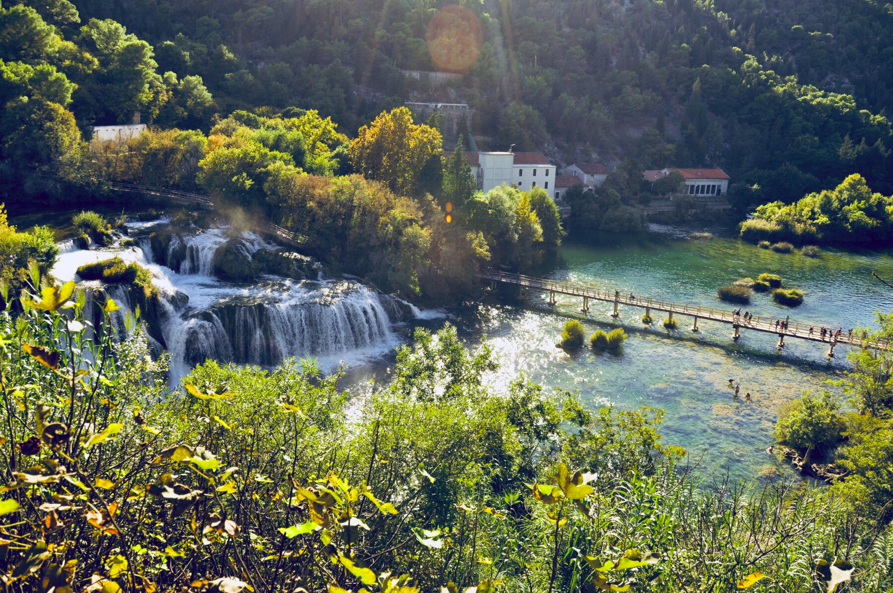 Croatian food: Traditional wedding menu in Dalmatia - Krka waterfalls, Skradin (photo by: Pika Žvan, source: Unsplash).