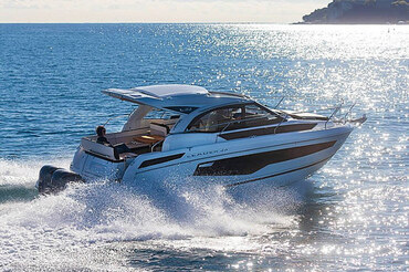 Motor boat Jenneau Leader 33 - Charter Split Motor boat Jenneau Leader 33 - Charter Split